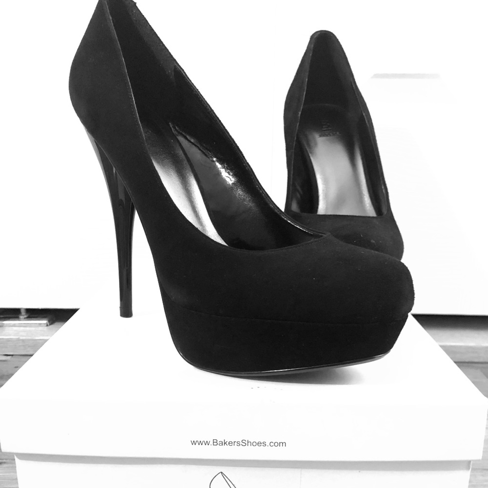 Black Suede pumps. Worn once